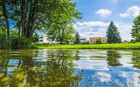 Seepark Hotel Am Wandlitzsee