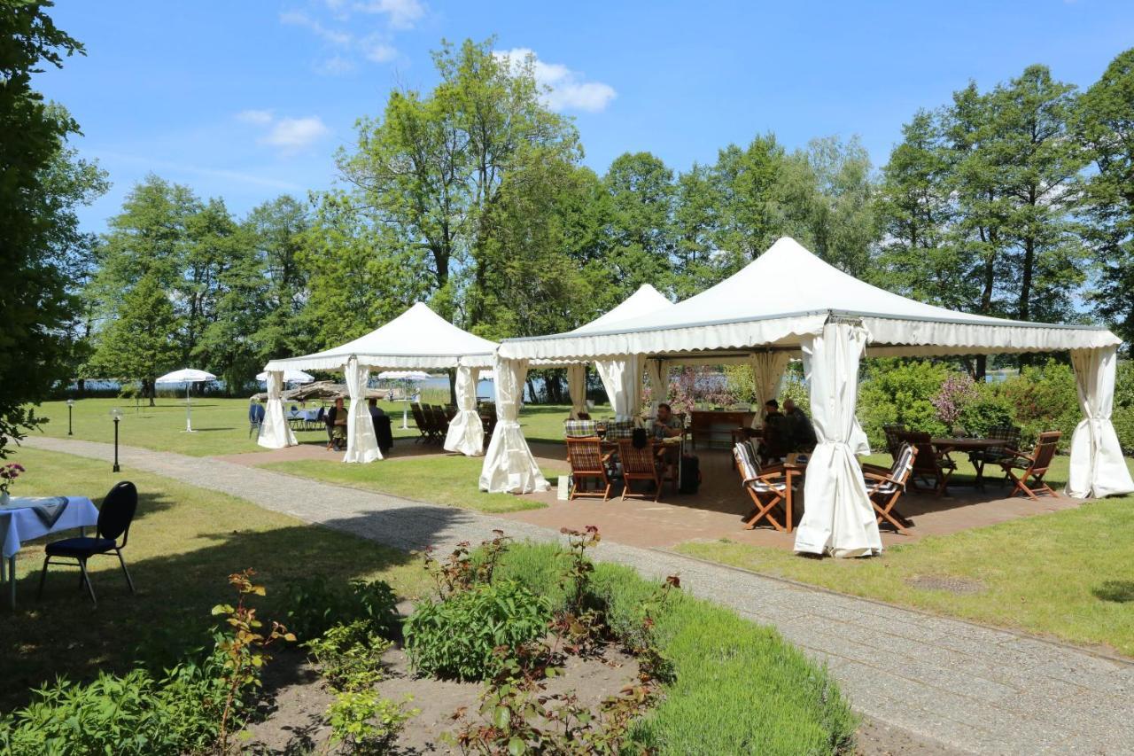 Seepark Hotel Am Wandlitzsee Zewnętrze zdjęcie