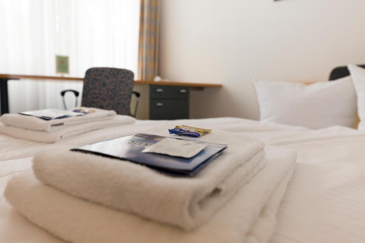 Seepark Hotel Am Wandlitzsee Zewnętrze zdjęcie