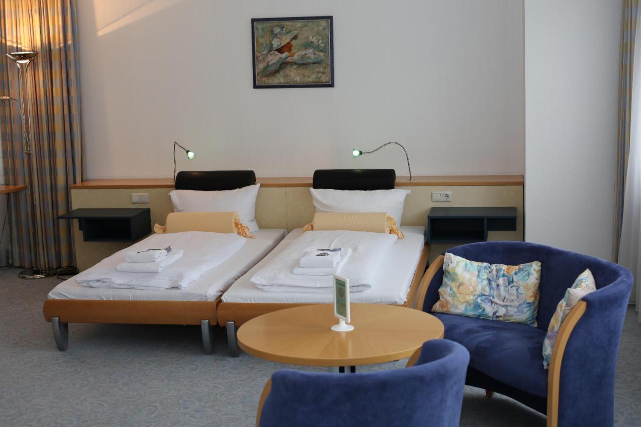 Seepark Hotel Am Wandlitzsee Zewnętrze zdjęcie