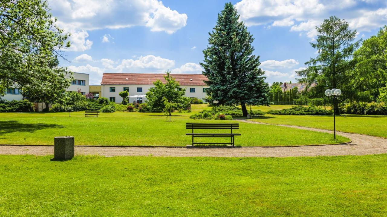 Seepark Hotel Am Wandlitzsee Zewnętrze zdjęcie