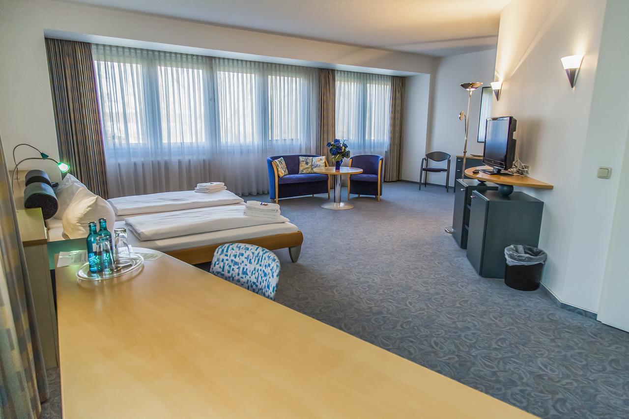 Seepark Hotel Am Wandlitzsee Zewnętrze zdjęcie