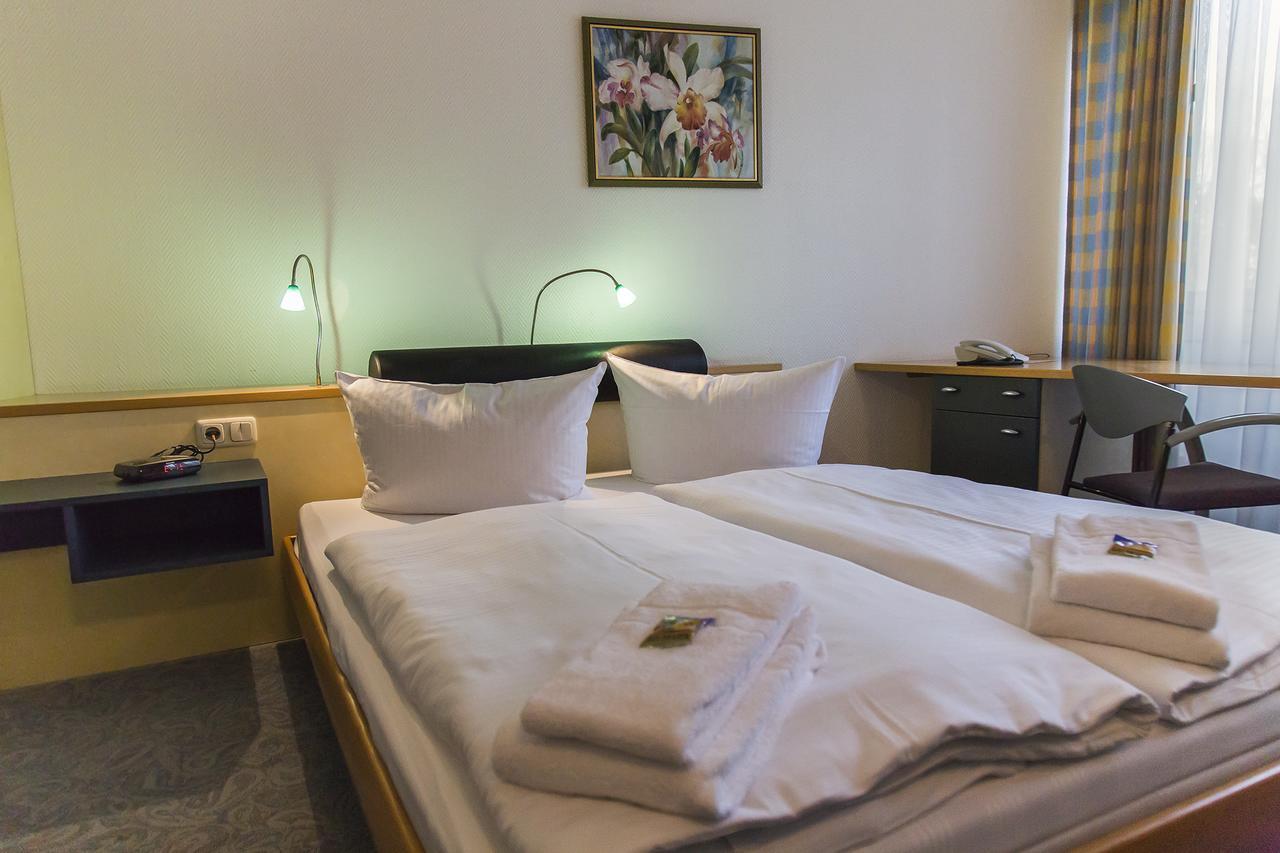 Seepark Hotel Am Wandlitzsee Zewnętrze zdjęcie